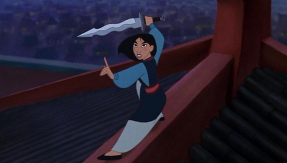 Welches junge Mädchen liebt die toughe Mulan nicht? Und auch das Gesicht hinter ihrer Stimme dürfte so manchem wohl bekannt vorkommen. (Bild-Copyright: Facebook/WaltDiseyMulan)