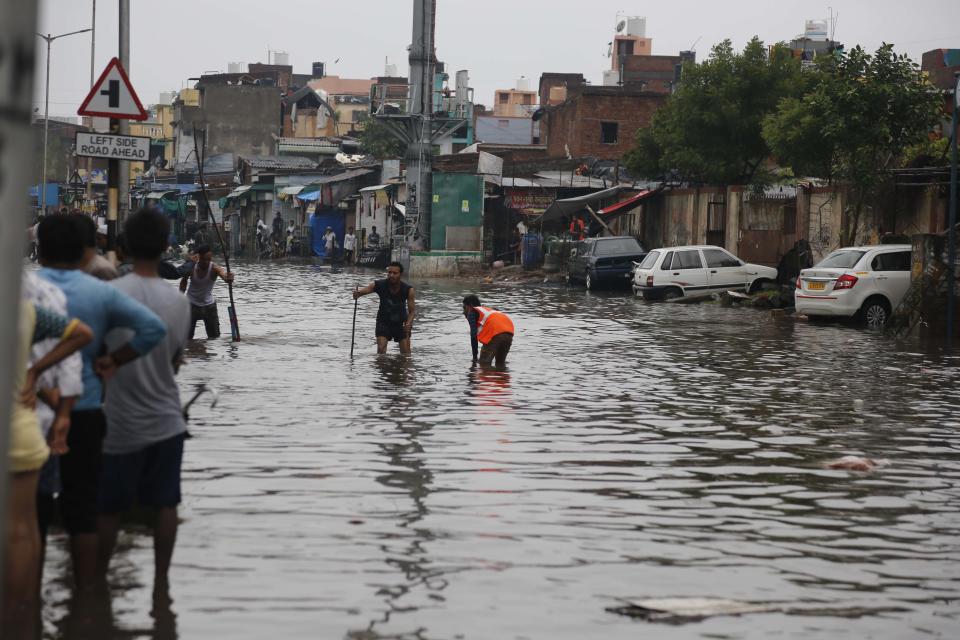 Heavy monsoon triggers floods in India