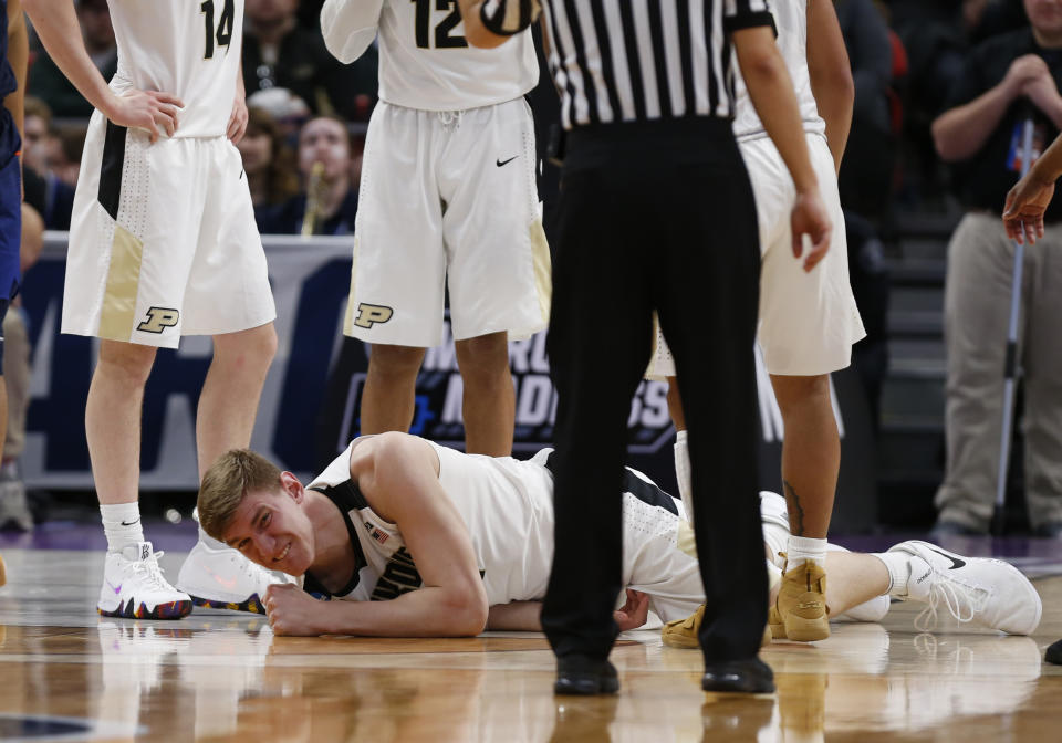 Isaac Haas broke his elbow in a first-round NCAA tournament win over Cal State Fullerton. (Getty)