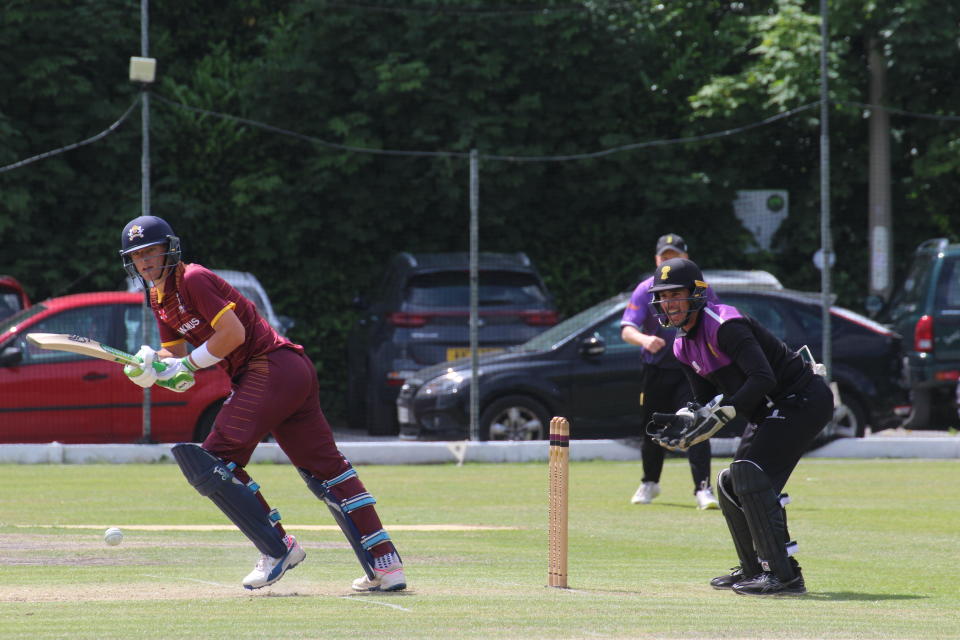 Ben Claydon batting