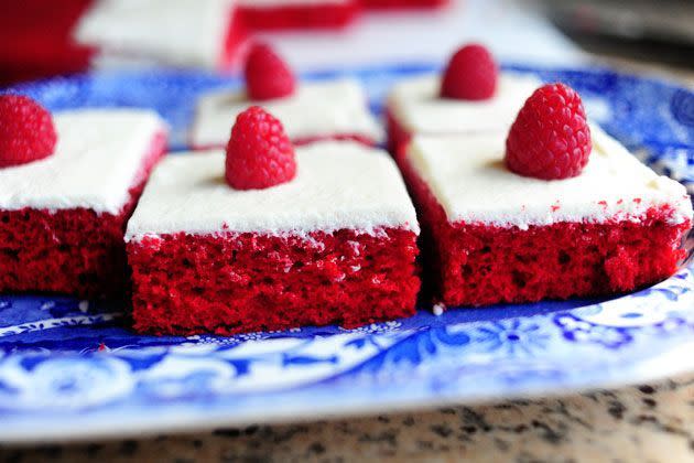red velvet sheet cake valentines day desserts