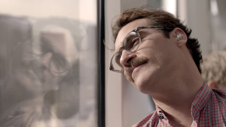 HER, Joaquin Phoenix, 2013. - Warner Bros. Pictures/courtesy Everett Collection