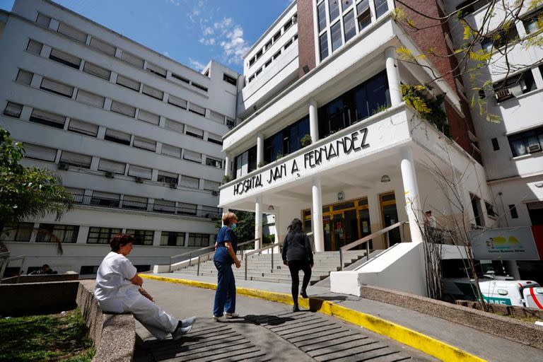 En el Hospital Fernández, la atención de embarazadas rusas aumentó en tres meses un 50% la carga de partos histórica de un hospital de alta complejidad