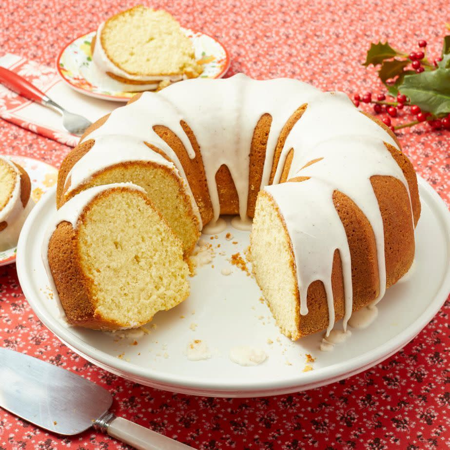 eggnog cake on white plate