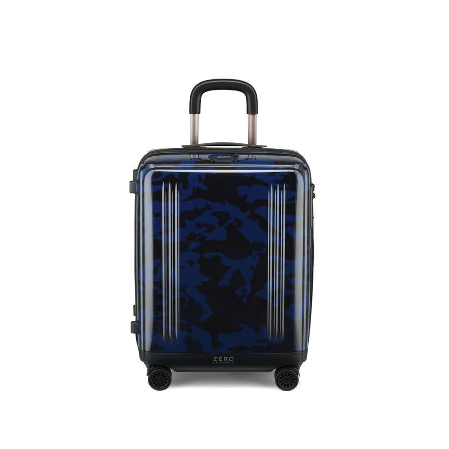 23) Edge Lightweight Brilliant Continental Carry-On Case