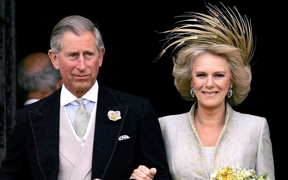 Queen Consort Herzogin von Cornwall Camilla Parker Bowles neuer Titel UK 2022 Königsfamilie