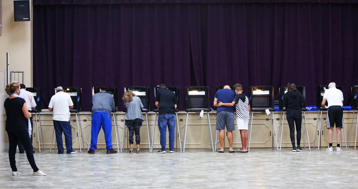 Miami Shores voters fill in their ballots at the C. Lawton McCall Community Center on Election Day, November 3, 2020. (Photo: Emily Michot/Miami Herald/Tribune News Service via Getty Images)