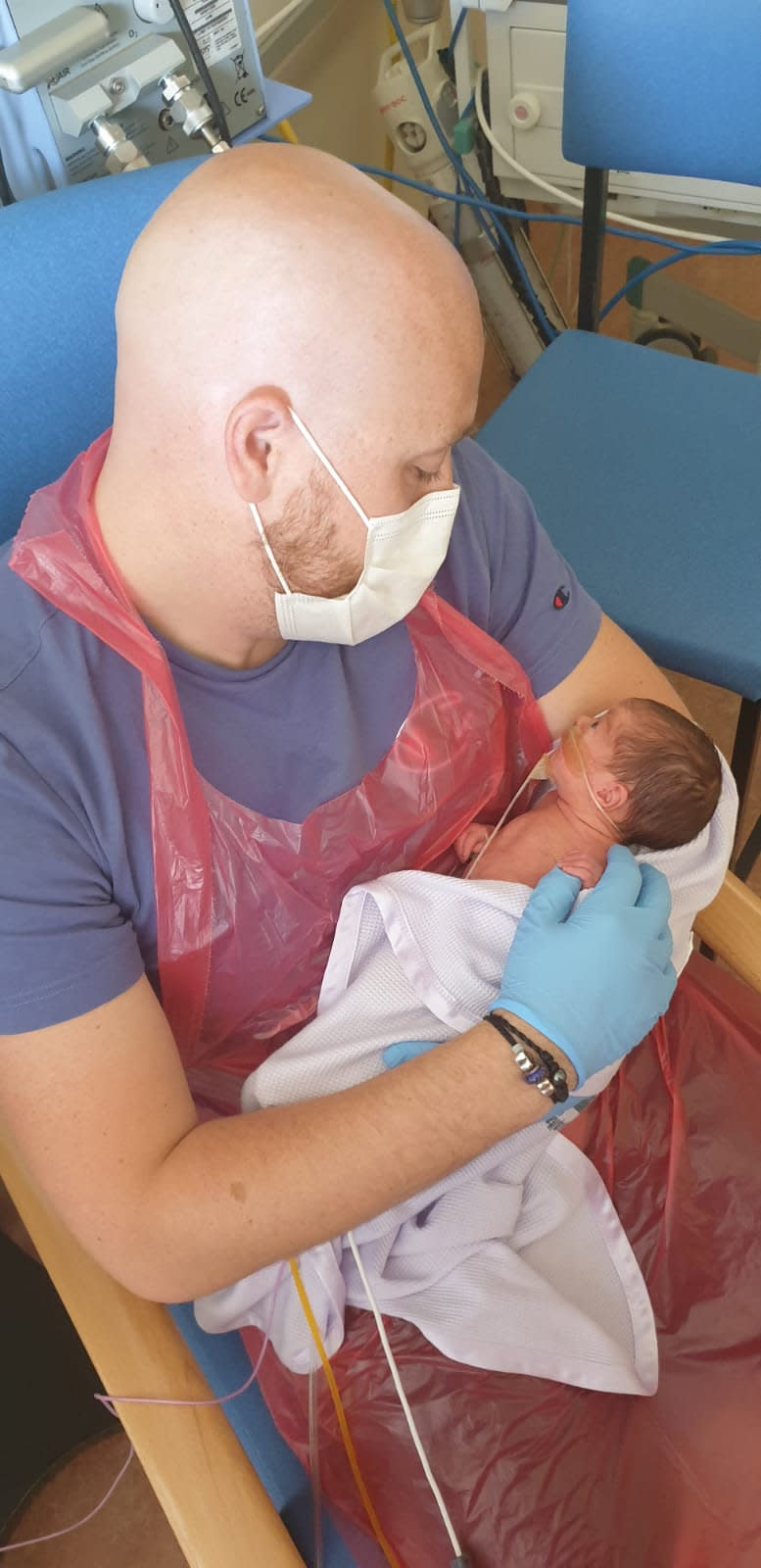 The parents of premature twins thought to be the first in the UK born with Covid-19 have spoken of their joy after they were declared fit and healthy and allowed home. Sarah Curtis, 32, and husband Aaron, 33, were horrified when tests came back and revealed Sarah was positive for Covid-19 just days before she gave birth. She was asymptomatic but felt “scared” and “annoyed” with herself as she feared she was putting the unborn twins at risk. Doctors were unsure if mothers could pass on the virus to their babies, or what its effects would be, which left them worried.

Sarah went into labour ten weeks early on July 3 but her husband Aaron couldn’t stay with her due to Covid restrictions, and welcomed 3lbs Kenna and Lissa into the world.

Doctors confirmed they were born with the killer virus, which was transferred to them via the placenta.