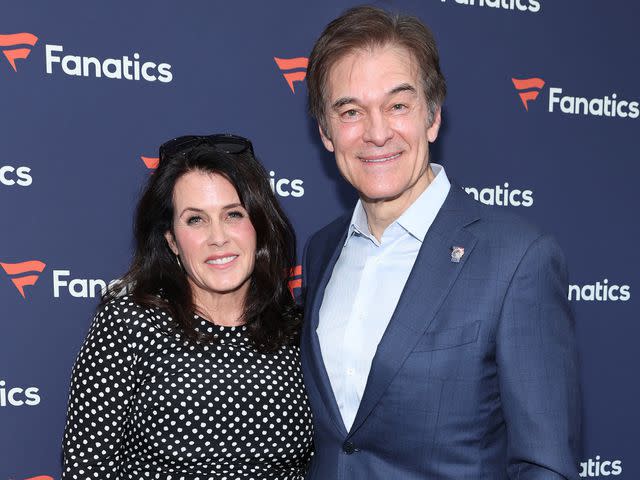 <p>Amy Sussman/Getty</p> Lisa Oz and Dr. Mehmet Oz in 2022