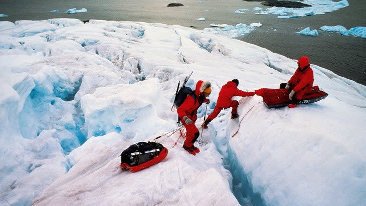<span class="article__caption">Polar explorers are often faced with polar penis. </span> (Photo: Getty Images)