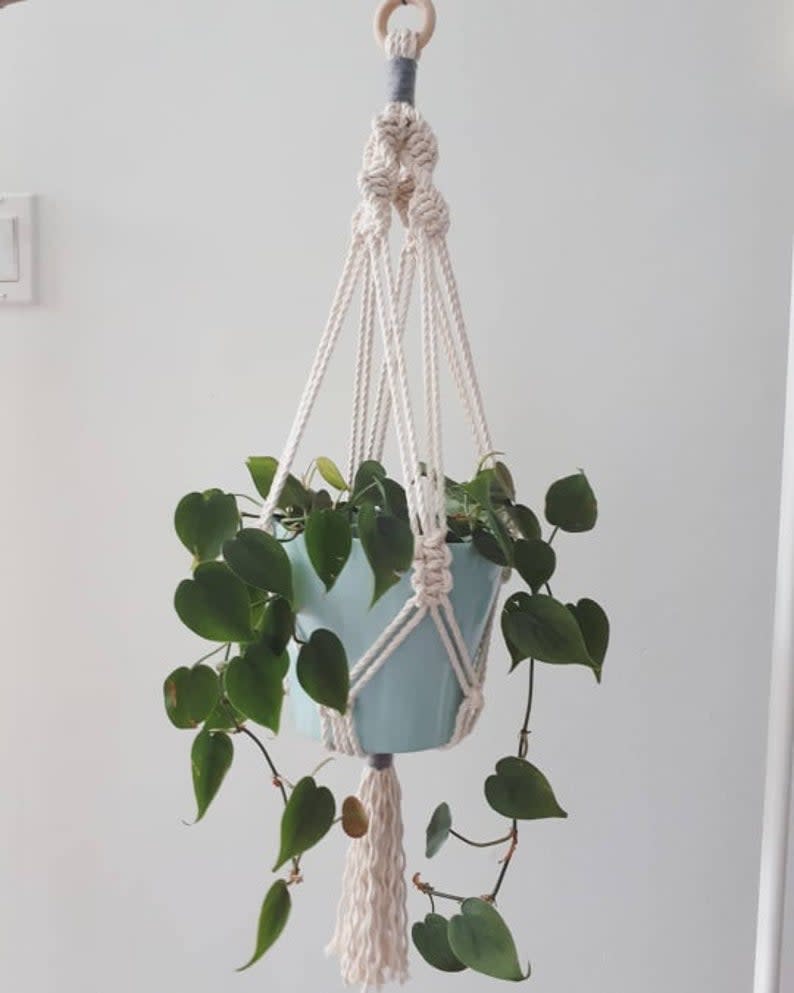 DIY Gardening Set in Macramé. Image via Etsy.