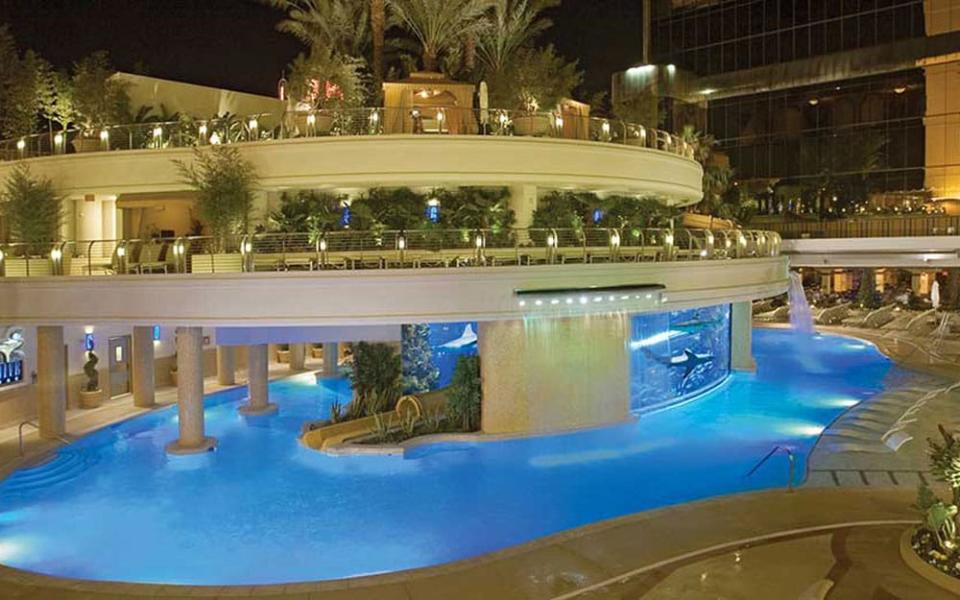 the Golden Nugget Tank swimming pool, Las Vegas