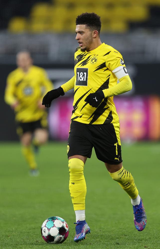 Jadon Sancho dons the Dortmund armband.