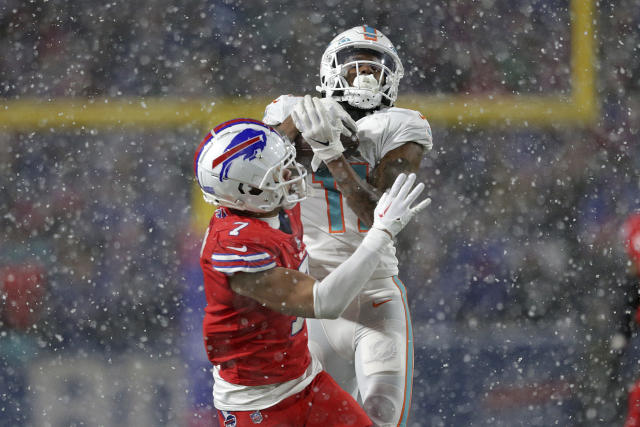 Skidding Dolphins see positives despite 32-29 loss to Bills - The San Diego  Union-Tribune