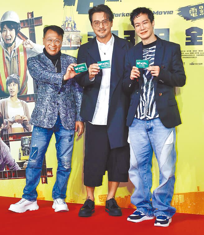 片中「噗嚨共三人組」游安順（左起）、李銘順及薛仕凌昨合體出席電影首映會。（陳俊吉攝）