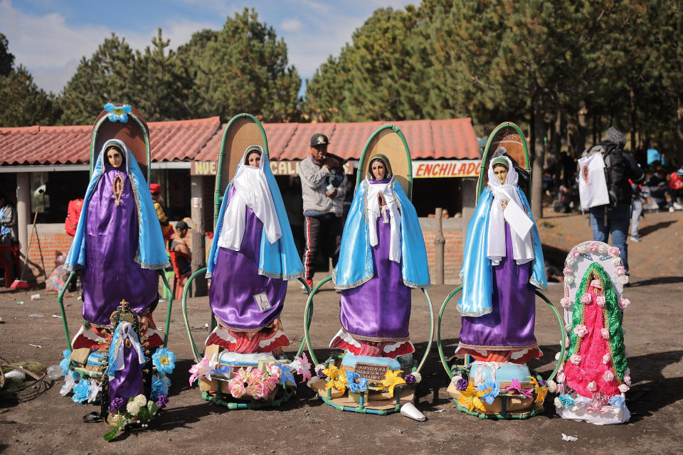 Imágenes preciosas de los peregrinos con la Virgen de Guadalupe