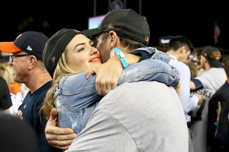 <p>Justin Verlander #35 of the Houston Astros celebrates with fiancee Kate Upton after the Astros defeated the Los Angeles Dodgers 5-1 in game seven to win the 2017 World Series at Dodger Stadium on November 1, 2017 in Los Angeles, California. (Photo by Ezra Shaw/Getty Images) </p>