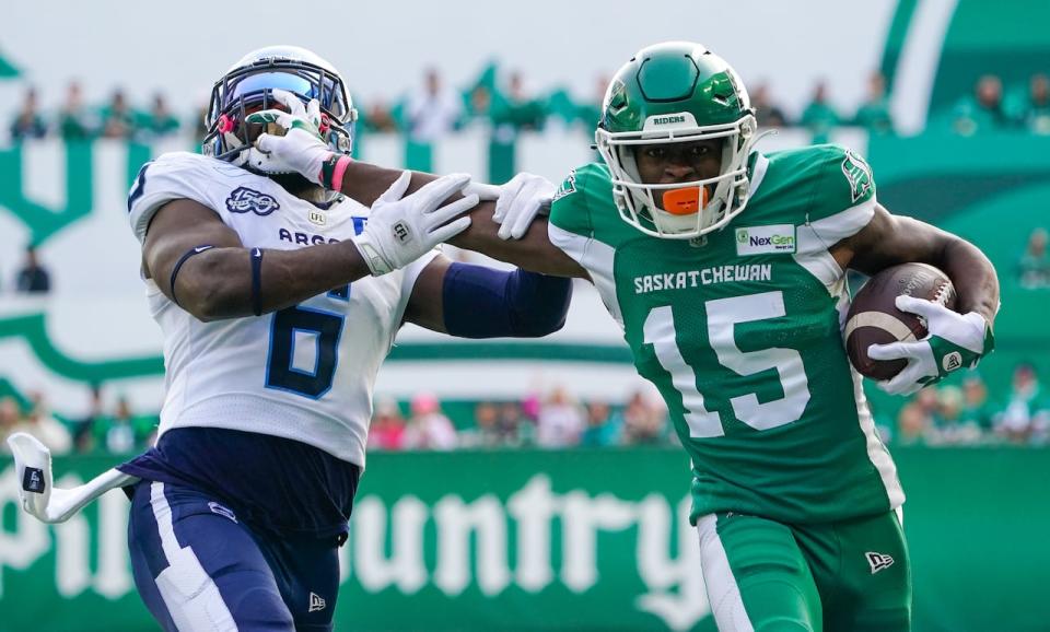 Saskatchewan Roughriders receiver Shawn Bane Jr. (15) has inked a new deal on Thursday. Bane has been signed for two more seasons.