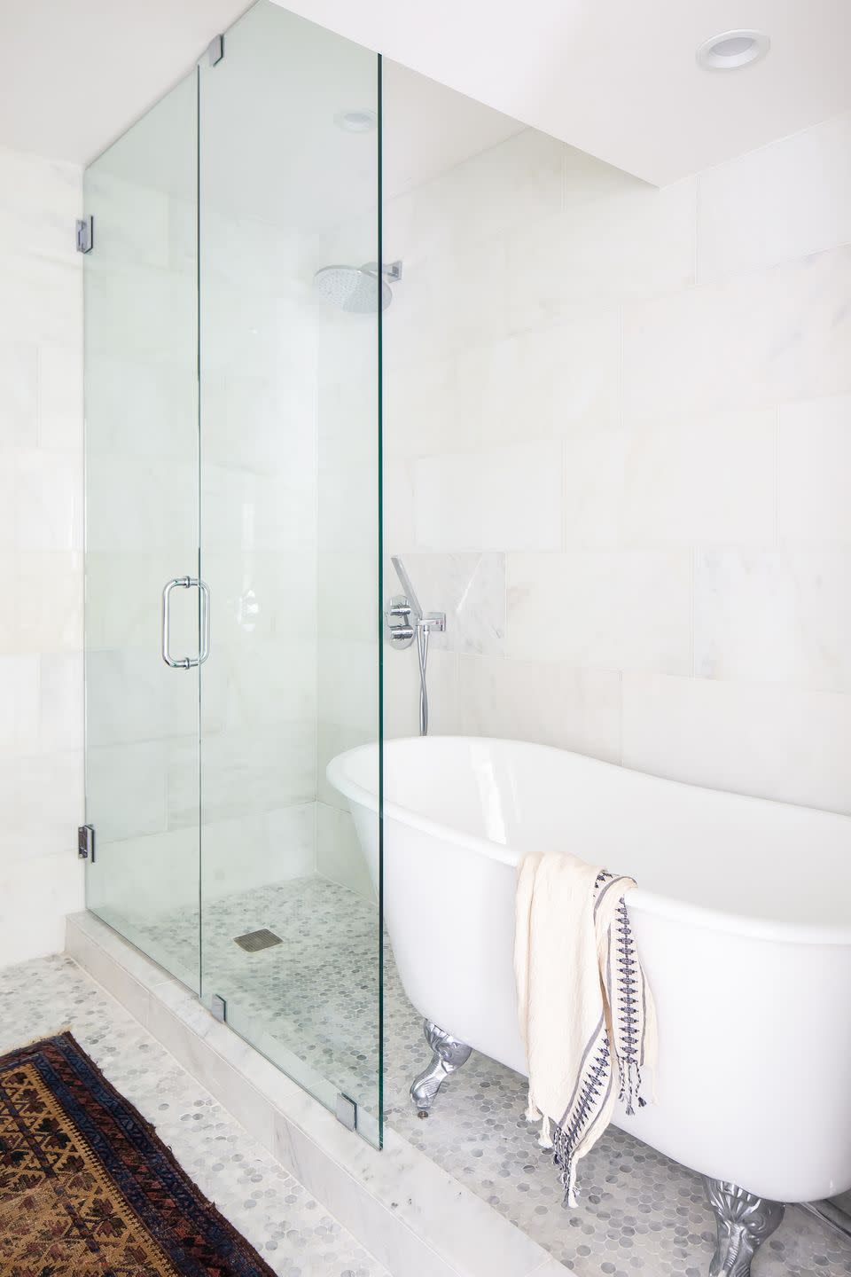 A tub inside a shower!? Genuis!