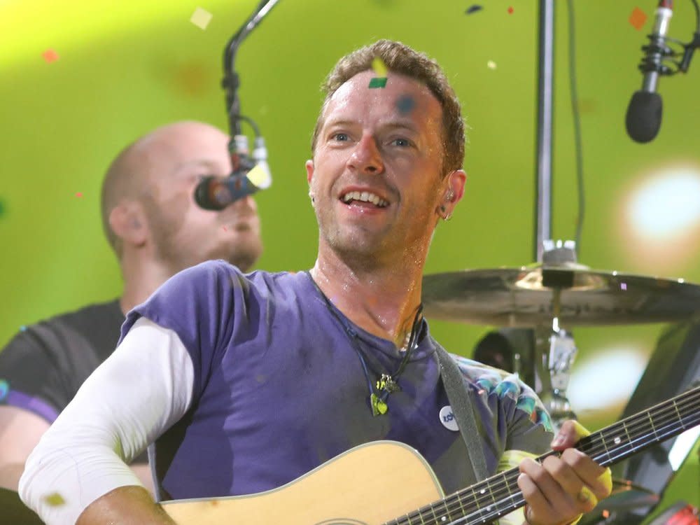 Chris Martin bei einem Coldplay-Konzert in Brasilien. (Bild: imago/Fotoarena)