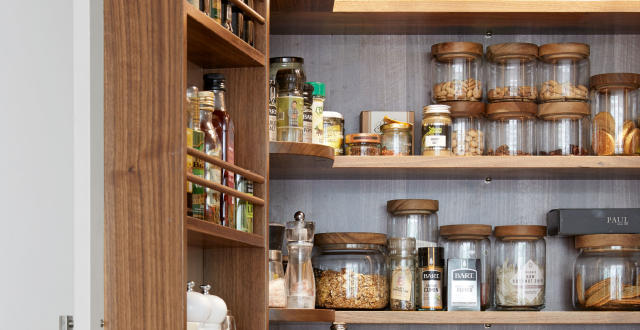  Savvy Shelf Adjustable Pantry Spice Rack & Can