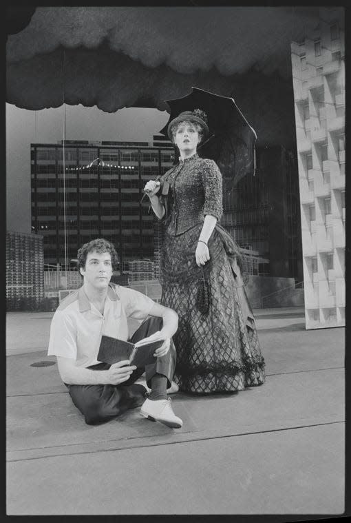 Mandy Patinkin And Bernadette Peters in rehearsal for "Sunday In The Park With George" in 1984.