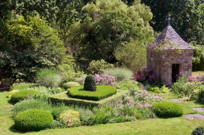 Shoe designer Christian Louboutin acquired the Jardins de Kerdalo in Brittany in 2021. The Gulf Stream passing by the northwestern French region helps create the perfect climate for lush gardens and parks. Daniela David/dpa