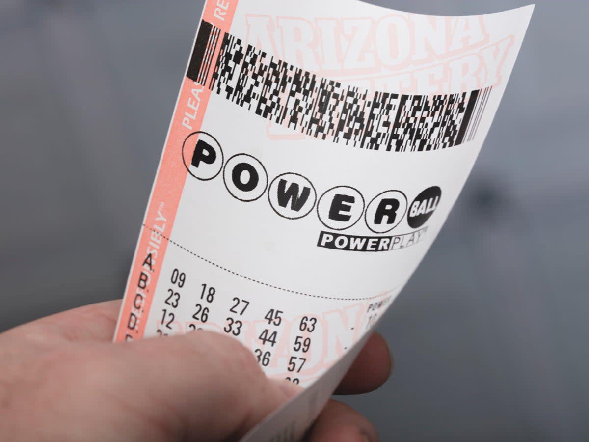 The Powerball estimated jackpot for the next draw stands at $800 million (Getty Images)