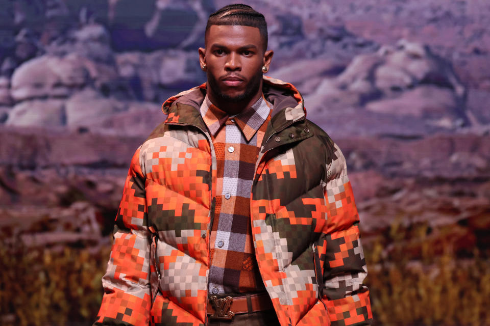 Shilo Sanders, the son of US football star Deion Sanders, presents a creation for the Louis Vuitton Menswear Ready-to-wear Fall-Winter 2024/2025 collection as part of the Paris Fashion Week, in Paris on January 16, 2024. (Photo by ALAIN JOCARD / AFP) (Photo by ALAIN JOCARD/AFP via Getty Images)