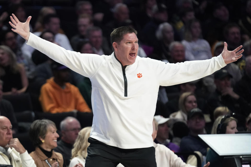 Clemson coach Brad Brownell reacts to a call during the first half of the team's NCAA college basketball game against Wake Forest in Winston-Salem, N.C., Tuesday, Jan. 17, 2023. (AP Photo/Chuck Burton)