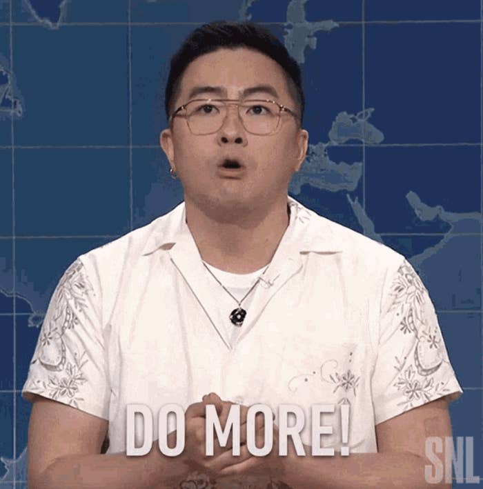 Bowen Yang on "SNL's" Weekend Update: "Do more!"
