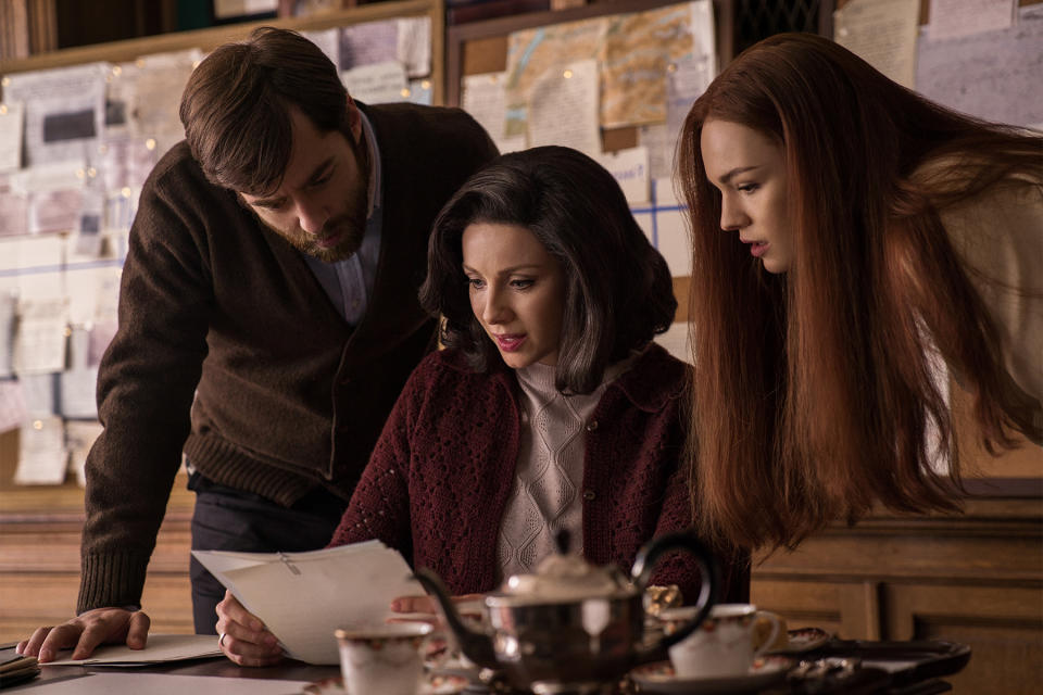 Richard Rankin, Balfe and Sophie Skelton in <em>Outlander</em> (Photo: Starz)