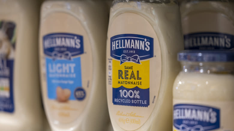 hellmann's mayonnaise bottles