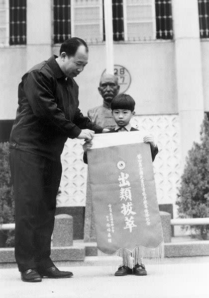 蔡藍欽從小功課好，建中臺大，會念書又會運動。 （圖／蔡淳提供）