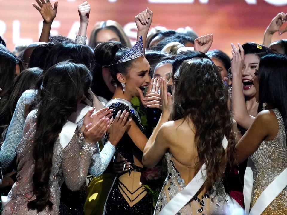 Miss USA R'Bonney Gabriel wins Miss Universe