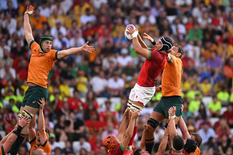 Martim Belo of Portugal and Richard Arnold of Australia contest a line out (Getty Images)