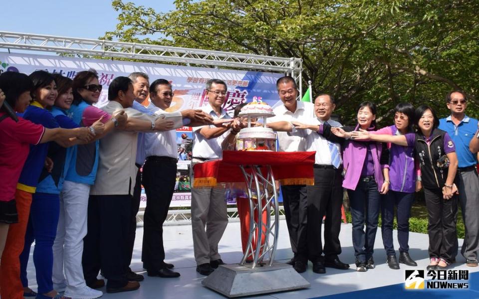 ▲救國團雲林縣團委會於斗六環保運動公園溜冰場旁，慶祝成立65周年。（圖／記者蘇榮泉攝，2017.10.21）