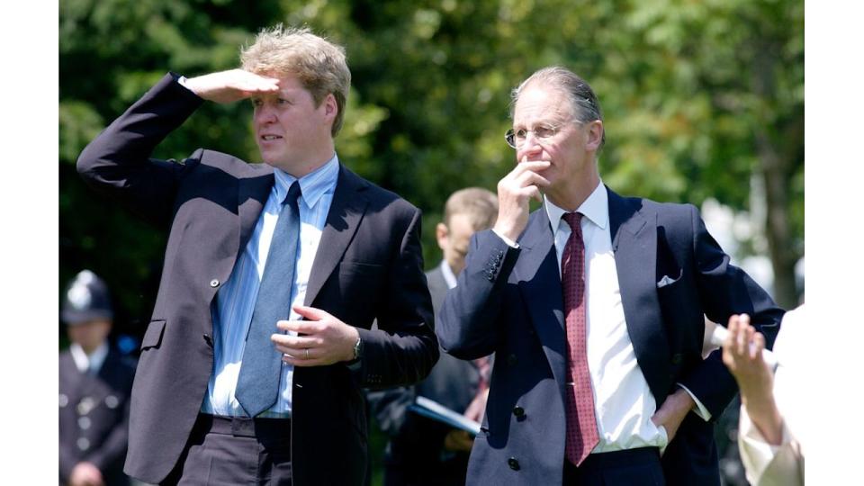  Diana's Brother Charles Earl Spencer And His Brother-in-law Sir Robert Fellowes At The Opening Of the Fountain