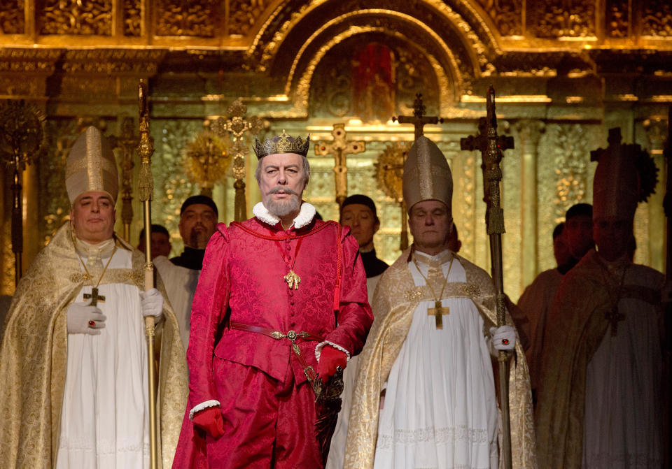 In this Feb. 14, 2013 photo provided by the Metropolitan Opera, Ferruccio Furlanetto is Philip II during a dress rehearsal of "Don Carlo" at the Metropolitan Opera in New York. (AP Photo/Metropolitan Opera, Ken Howard)