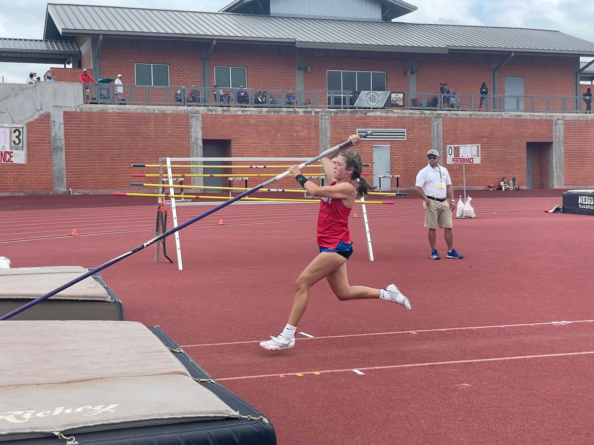 GregoryPortland dominates pole vault at UIL Regional Track & Field Meet