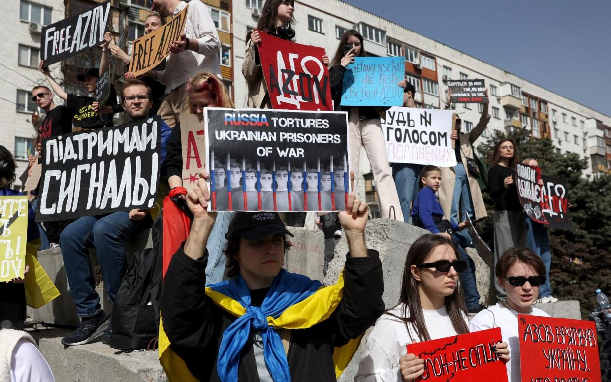 Relatives and friends of Ukrainian prisoners of war hold a rally in Kyiv calling for their exchange with Russian prisoners