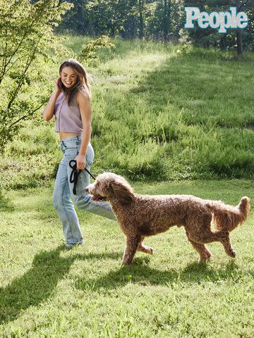 <p><a href="https://www.instagram.com/dianawking/" data-component="link" data-source="inlineLink" data-type="externalLink" data-ordinal="1">Diana King</a></p> Hannah Brown with her dog, Wally