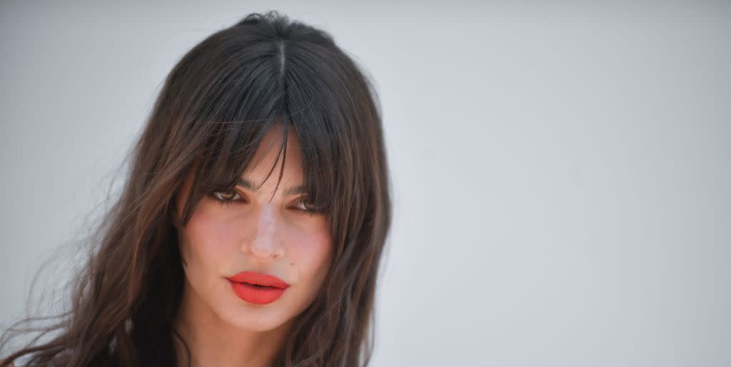 emrata ballerina vibes american model emily ratajkowski poses for photographs as she arrives at the jacquemus menswear spring summer 2024 show as part of the paris fashion week, at the chateau de versailles, in versailles, southwest of paris, on june 26, 2023 photo by julien de rosa afp photo by julien de rosaafp via getty images