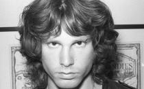 Jim Morrison war Mitglied der Rockband The Doors und starb 1971 in Paris. Der Sänger zählt zu den charismatischsten - und attraktivsten - Persönlichkeiten der Rockgeschichte. (Bild: Kinowelt TV)
