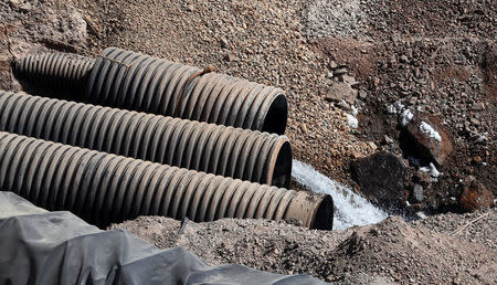 Pipes that became decoupled last March 28 are seen at Barrick Gold Corp's Veladero gold mine in Argentina's San Juan province, April 26, 2017. REUTERS/Marcos Brindicci