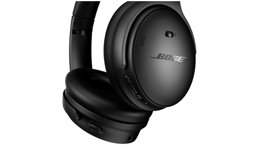  Bose QuietComfort Headphones in Black on a white background. 