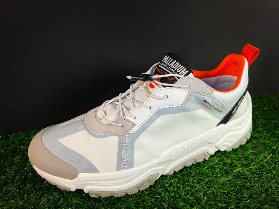 PALLADIUM OFF-GRID LO WP+雪霧白開箱介紹！橘標防水+輪胎潮鞋=都市叢林的機能新雨鞋！