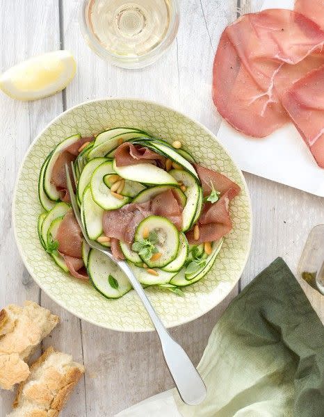 Salade-de-courgettes-a-la-bresaola_reference