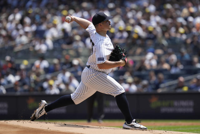 Yanks' Rodon throwing, but delayed by back tightness, Sports