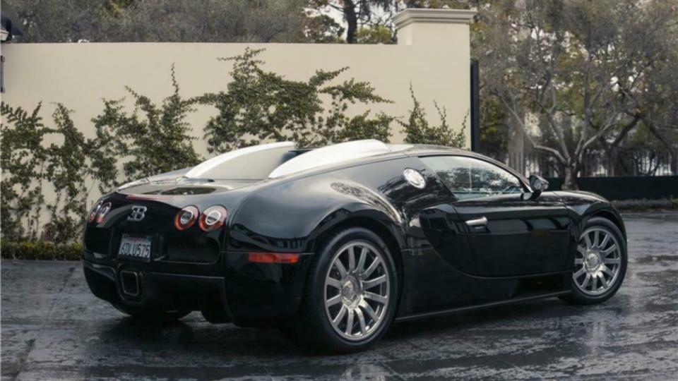 Simon Cowell's Former Bugatti